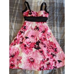 BSmart Pink Floral Sundress with Black Accent Tie Built in Bra Support Size 10